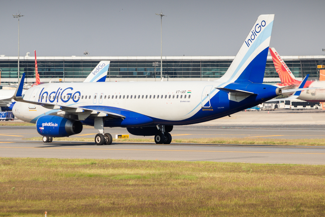 Full size: IndiGo Airbus A320 VT-IAR at Indira Gandhi International Airport